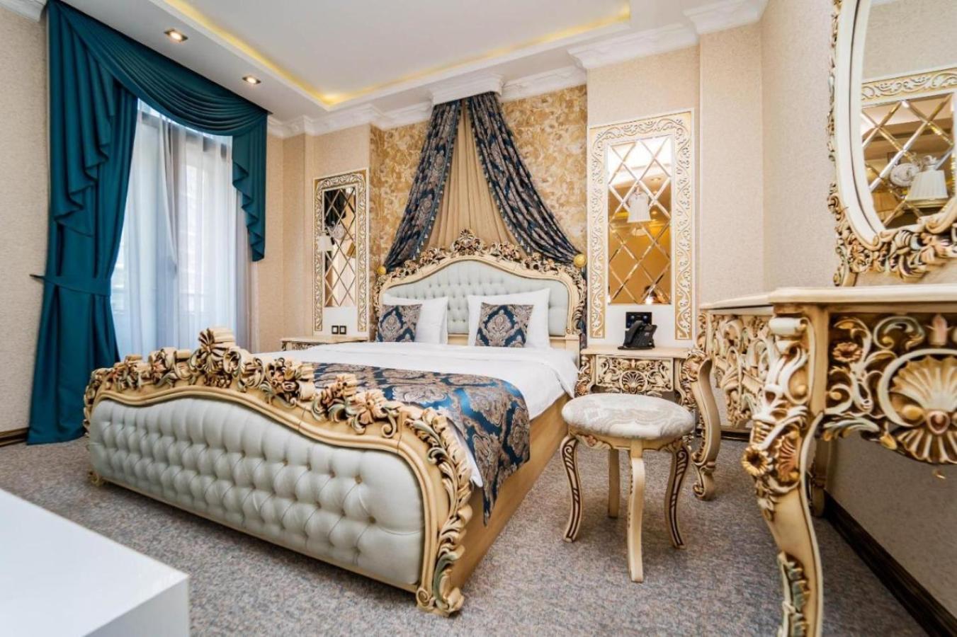 Aqua Hotel Tbilisi Buitenkant foto