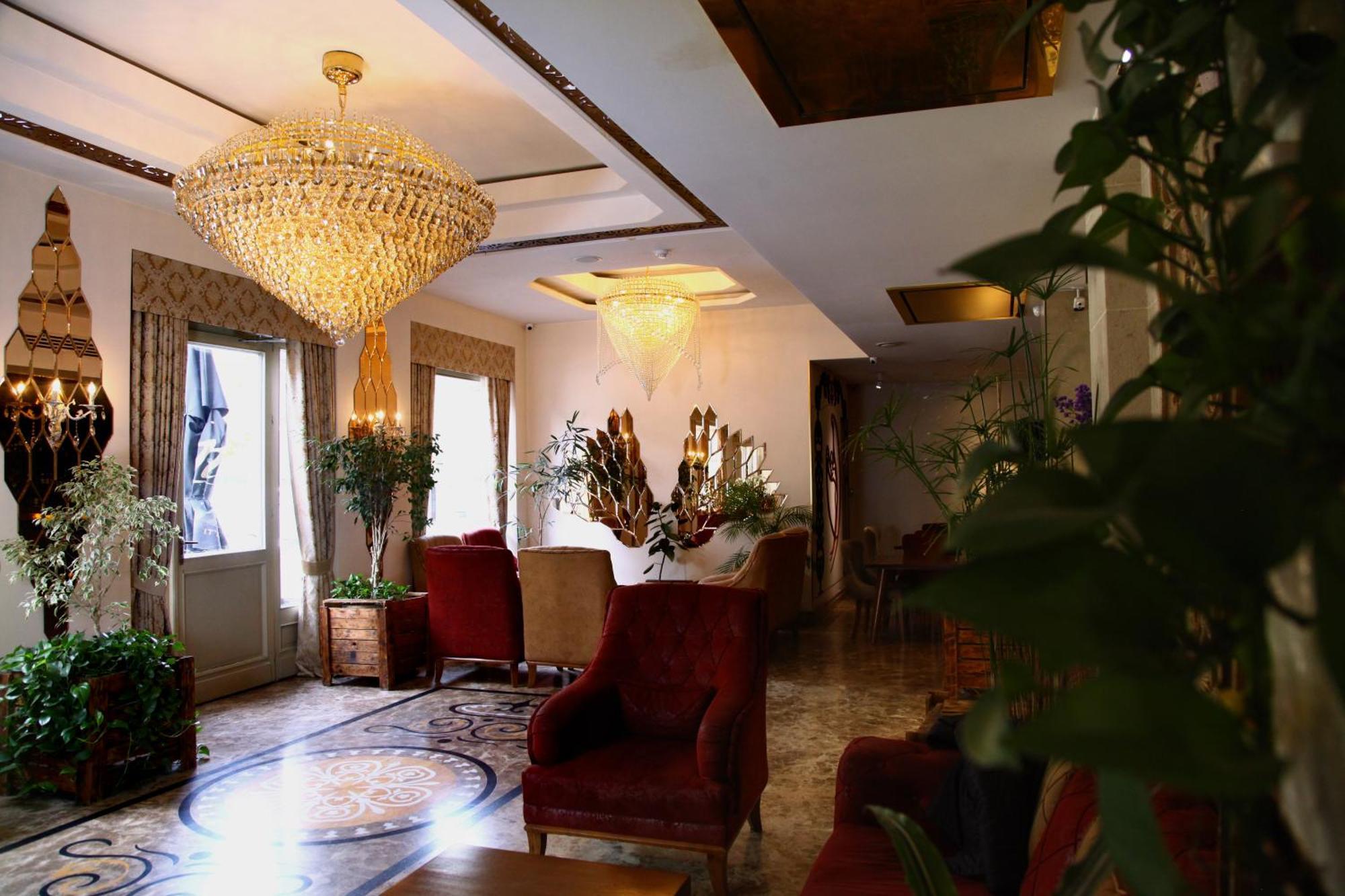 Aqua Hotel Tbilisi Buitenkant foto