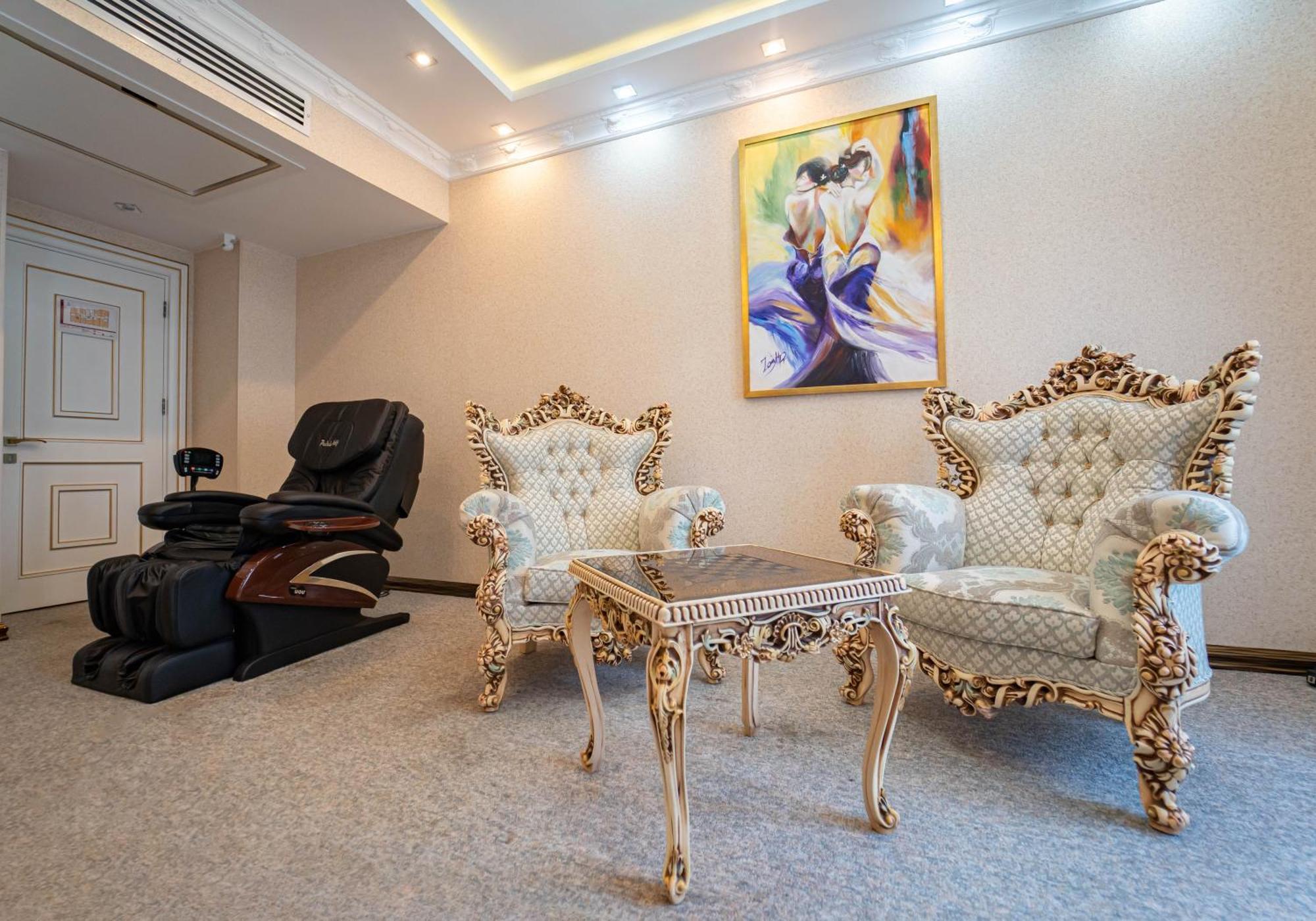 Aqua Hotel Tbilisi Buitenkant foto